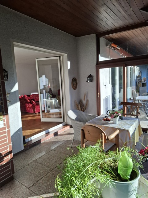 Provisionsfrei für den Käufer: Freistehendes Einfamilienhaus in Stade mit tollem Grundstück