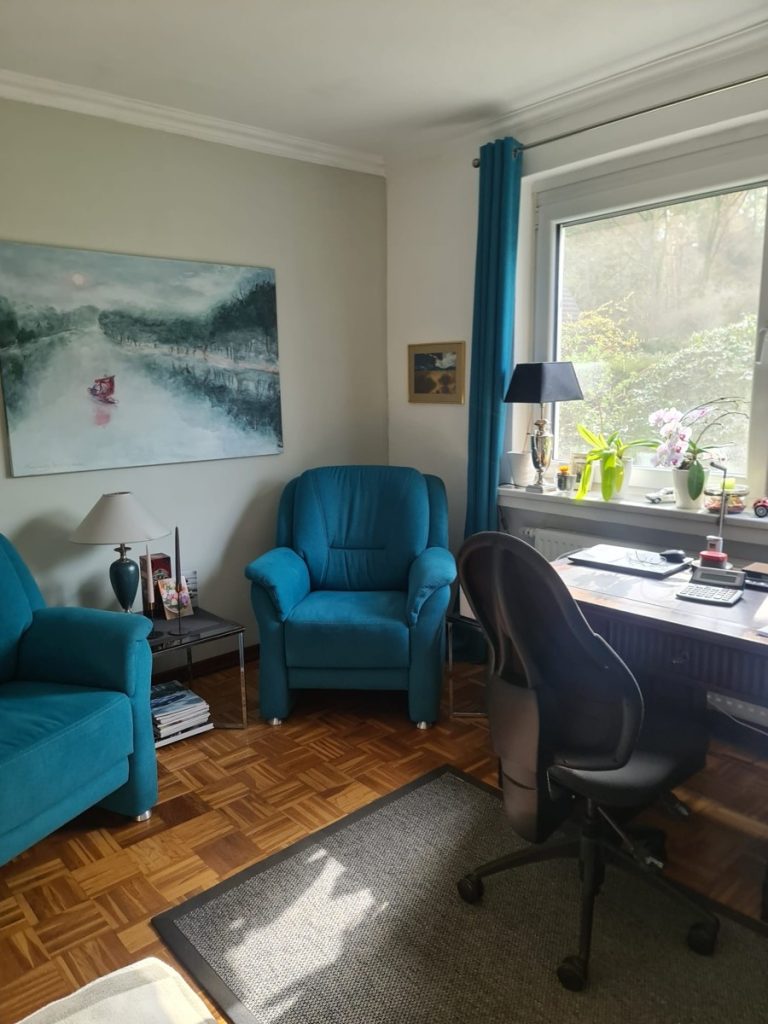 Provisionsfrei für den Käufer: Freistehendes Einfamilienhaus in Stade mit tollem Grundstück