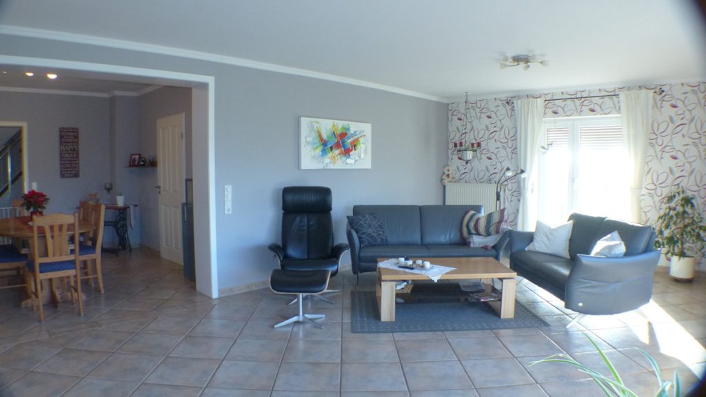 Einfamilienhaus 
mit großem Garten und 
Scheune – leben Sie Ihre Wünsche aus!