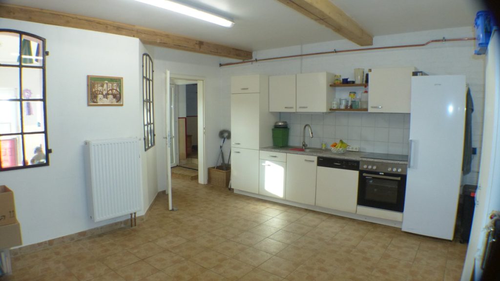 Einfamilienhaus 
mit großem Garten und 
Scheune – leben Sie Ihre Wünsche aus!