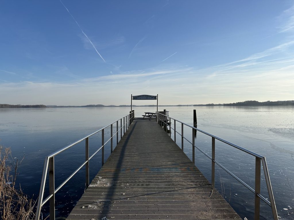 Direkt am Plöner See! 80,75 m² groß, exklusiv, barrierearm, toller Balkon mit direktem Seeblick!
