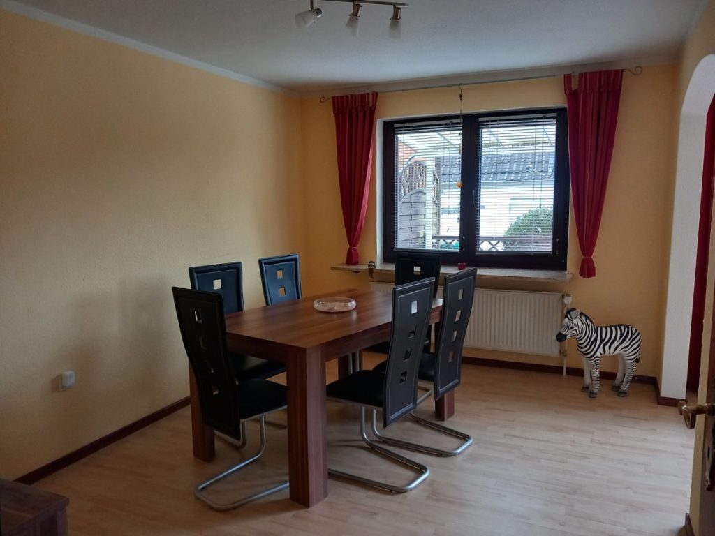 Doppelhaushälfte in Toplage – Viel Potenzial – Sehr guter Zustand – Wohlfühlen auf ca. 90 m²