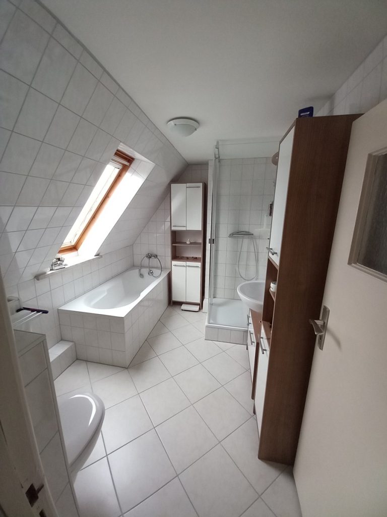 Doppelhaushälfte in Toplage – Viel Potenzial – Sehr guter Zustand – Wohlfühlen auf ca. 90 m²