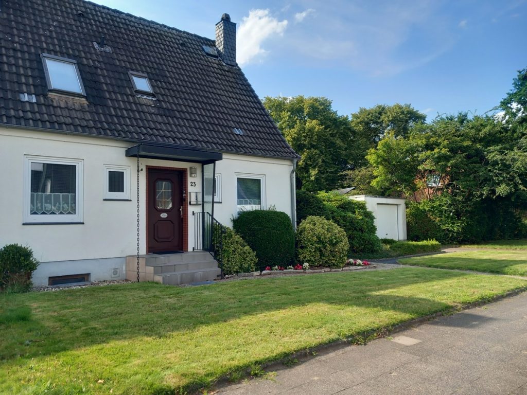 Doppelhaushälfte in Toplage – Viel Potenzial – Sehr guter Zustand – Wohlfühlen auf ca. 90 m²