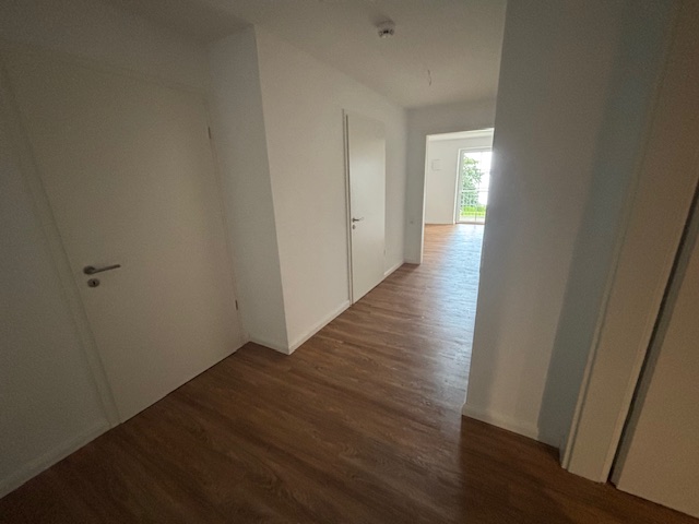 Direkt am Plöner See! 80,75 m² groß, exklusiv, barrierearm, toller Balkon mit direktem Seeblick!