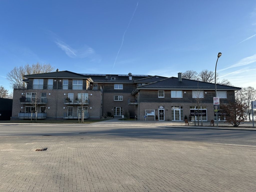 Direkt am Plöner See! 80,75 m² groß, exklusiv, barrierearm, toller Balkon mit direktem Seeblick!