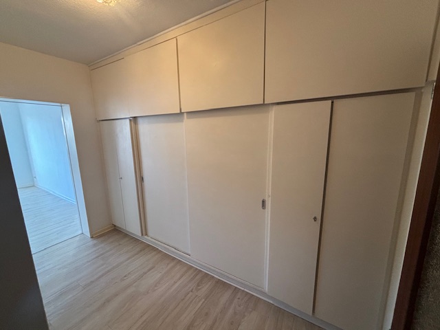 Renovierte 2-Zimmer-Wohnung in zentraler Lage in Neumünster zu vermieten!