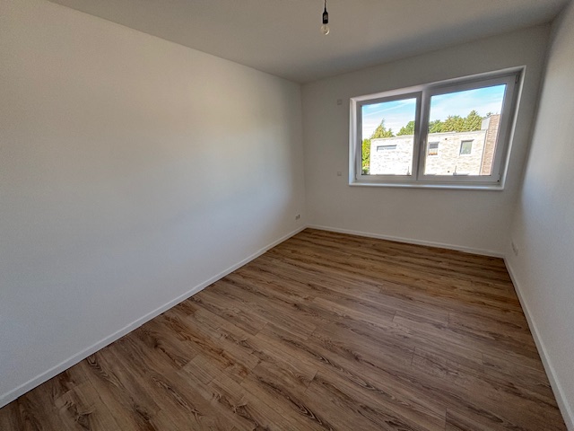 Erstbezug im Neubau: 2 Zimmer auf ca. 64,39 m² mit tollem Balkon (3 Wohnungen verfügbar)!