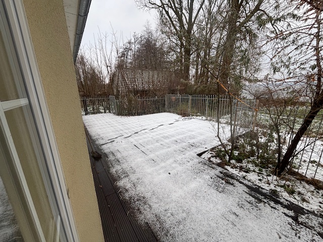 Näher am Plöner See ist kaum möglich: Voll sanierte Ferienwohnung für die Langzeitvermietung!