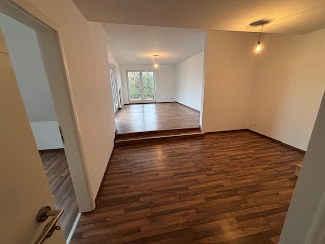 TOP: Maisonettewohnung mit ca. 100 m² Wohnfläche auf 4 Zimmern in Bönebüttel/Husberg zu mieten.