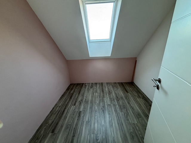 Modernes Einfamilienhaus mit über 157 m² Wohnfläche aus 2016 zu kaufen – Schauen Sie es sich an!