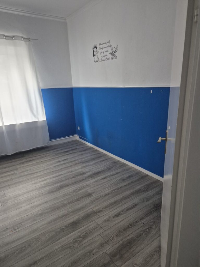 3-Familienhaus und Einfamilienhaus im Paket zu Verkaufen.