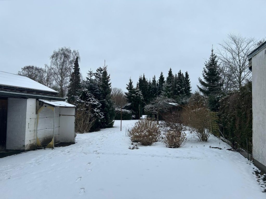 Sanierungsbedürftiges Einfamilienhaus in bester Lage in Tungendorf zu verkaufen!