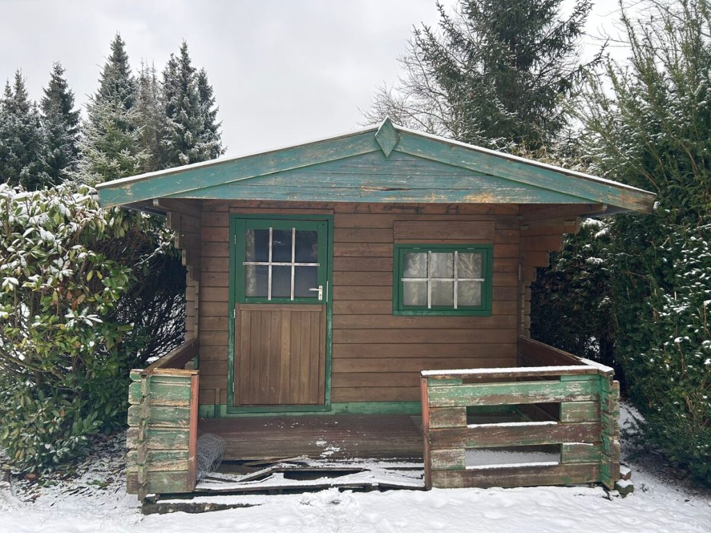 Sanierungsbedürftiges Einfamilienhaus in bester Lage in Tungendorf zu verkaufen!