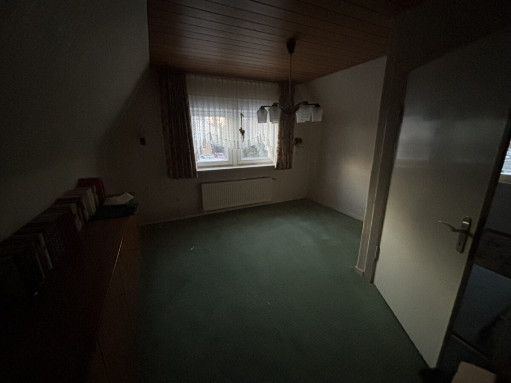 Sanierungsbedürftiges Einfamilienhaus in bester Lage in Tungendorf zu verkaufen!