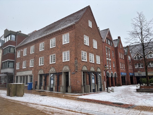 Kleines, attraktives Ladenlokal (2 Ebenen) in der Lütjenstraße/Mühlenbrücke zu sofort zu vermieten!