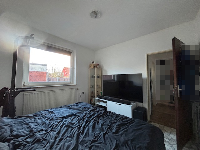 Zweifamilienhaus, teilsaniert in der Kieler Str. zu verkaufen! Ca. 130,00 und 49,00 m² Wohnfläche