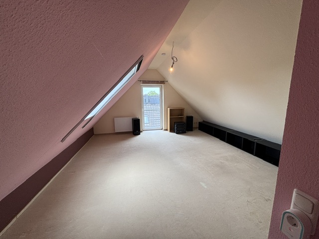 Gepflegte Doppelhaushälfte in ruhiger Lage  in Wittorf zu verkaufen — 4 Zimmer, ca. 108 m² WFL