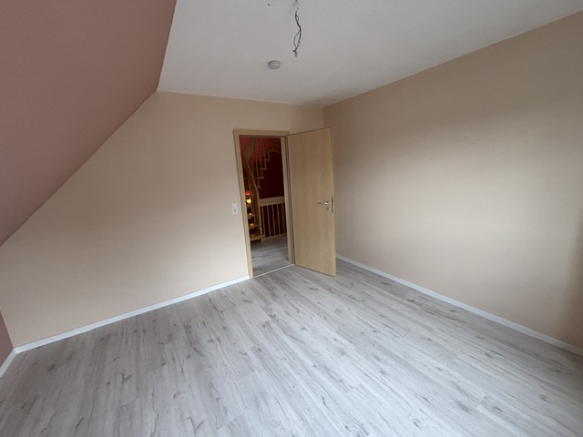 Gepflegte Doppelhaushälfte in ruhiger Lage  in Wittorf zu verkaufen — 4 Zimmer, ca. 108 m² WFL