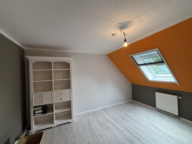 Gepflegte Doppelhaushälfte in ruhiger Lage  in Wittorf zu verkaufen — 4 Zimmer, ca. 108 m² WFL