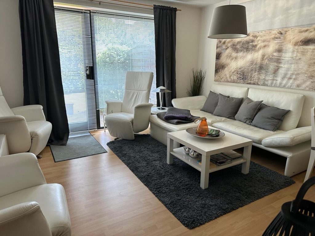 Eigentumswohnung mit 2 Zimmern  auf ca. 55 m² Wohnfläche in Strandnähe in Büsum zu verkaufen!