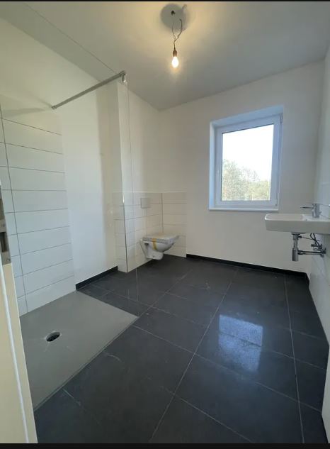 2-Zimmer-Wohnung mit Balkon im 1. OG in der Paul-Böhm-Str. 46 zu vermieten!