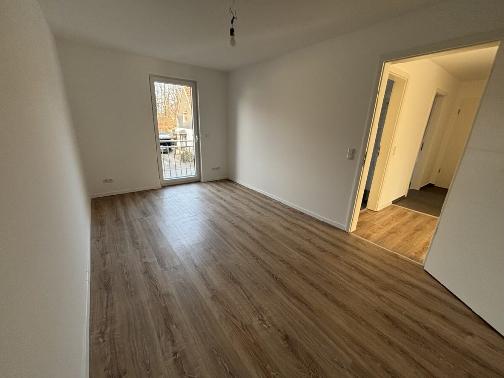 Hochwertige 2-Zimmer-Wohnung mit Balkon und moderner Ausstattung in Tungendorf zu mieten