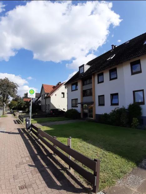 Renovierte 1-Zimmer-Wohnung mit ca. 40 m² Wohnfläche und Balkon in Gadeland zu vermieten.
