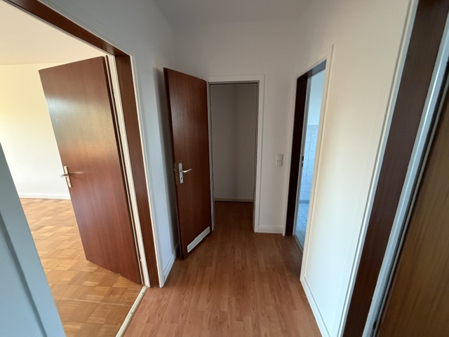 Renovierte 1-Zimmer-Wohnung mit ca. 40 m² Wohnfläche und Balkon in Gadeland zu vermieten.