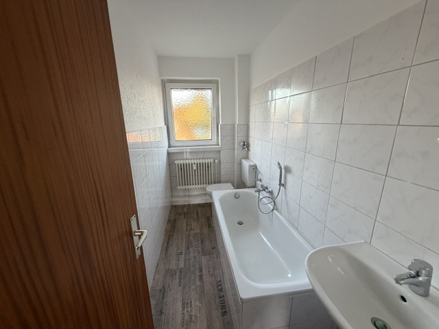 Renovierte 1-Zimmer-Wohnung mit ca. 40 m² Wohnfläche und Balkon in Gadeland zu vermieten.