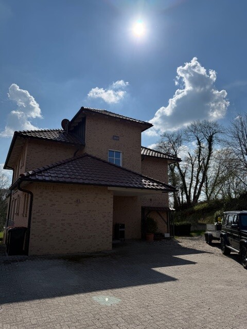 Ruhig gelegene Wohnung mit Seeblick & direktem Seezugang in Schmalensee auf ca. 130 m² Wohnfläche !