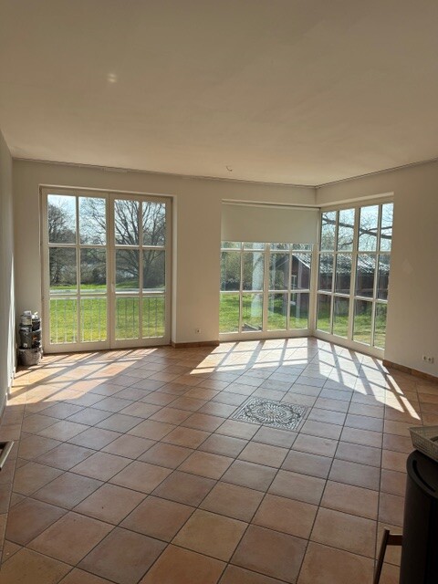 Ruhig gelegene Wohnung mit Seeblick & direktem Seezugang in Schmalensee auf ca. 130 m² Wohnfläche !