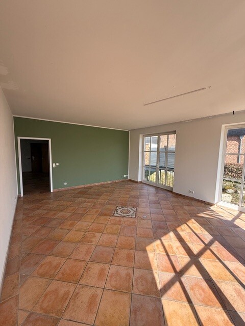 Ruhig gelegene Wohnung mit Seeblick & direktem Seezugang in Schmalensee auf ca. 130 m² Wohnfläche !