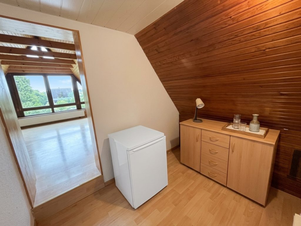 Großzügiges Einfamilienhaus im beliebten Stadtteil Tungendorf zu verkaufen (ca. 170 m² Wohnfläche)!