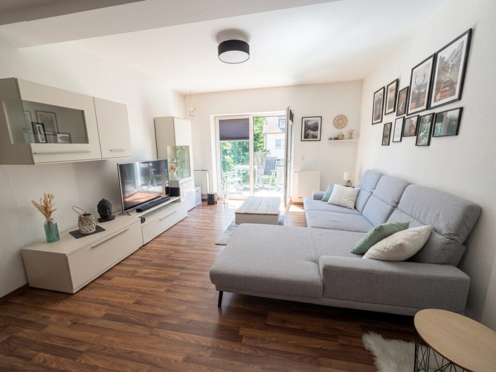 TOP: Erdgeschosswohnung mit ca. 65 m² Wohnfläche auf 2 Zimmern in Bönebüttel/Husberg zu mieten.