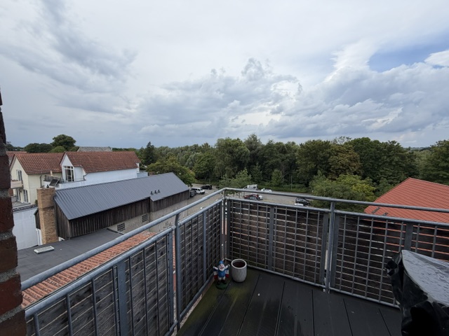 Helle & Moderne 2-Zimmer-Wohnung mit Balkon in der Fußgängerzone von Plön zu vermieten!