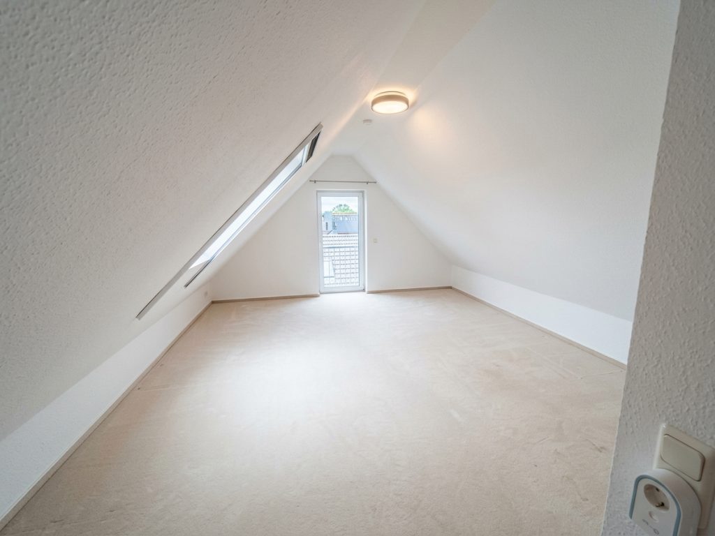 Ruhig gelegene, moderne Doppelhaushälfte mit 5 Zimmern in sehr guter Lage in Wittorf zu verkaufen!